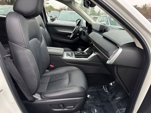 Used 2024 MAZDA CX-90 Plug-In Hybrid w/ Premium Pkg image 23