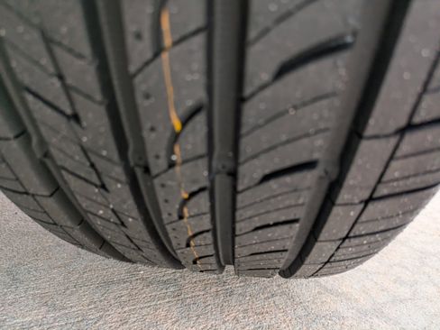 Used 2020 Hyundai Santa Fe SEL w/ Convenience Package image 9