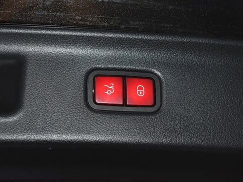 Certified 2022 Mercedes-Benz S 580 4MATIC Sedan image 32