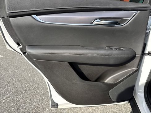 Certified 2022 Cadillac XT5 Luxury image 22