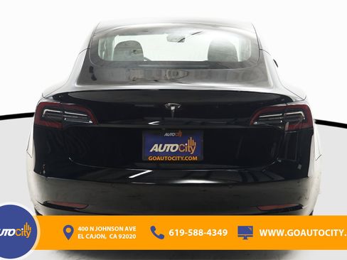 Used 2019 Tesla Model 3 Standard Range image 12