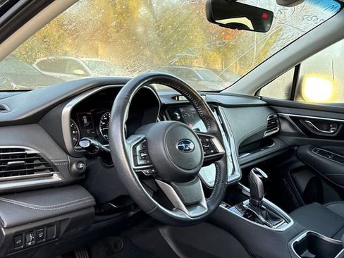 Used 2022 Subaru Outback Limited image 10