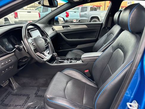 Used 2019 Hyundai Sonata Limited image 9