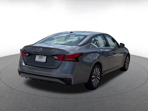Used 2026 Nissan Altima 2.5 SV FWD image 12