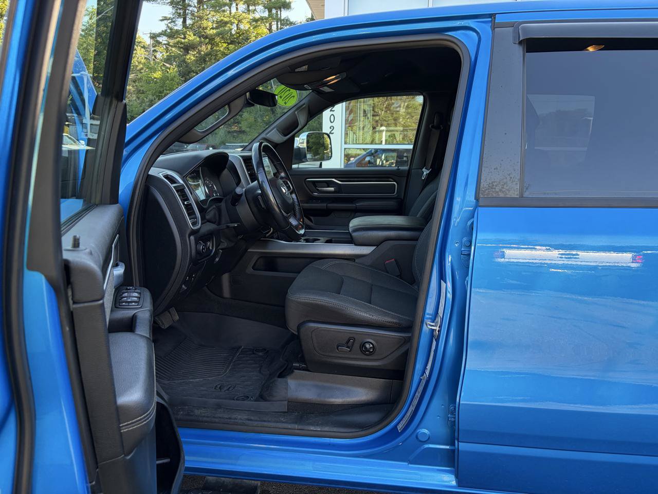 Used 2020 RAM 1500 Big Horn AWD/4WD image 21