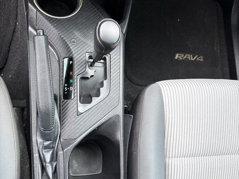 Used 2014 Toyota RAV4 LE AWD/4WD image 14