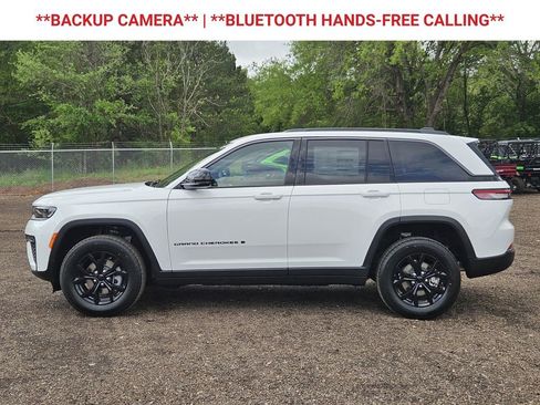 New 2026 Jeep Grand Cherokee Altitude RWD image 5