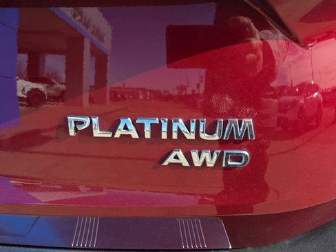 Used 2022 Nissan Rogue Platinum w/ Head-Up Display Package image 9