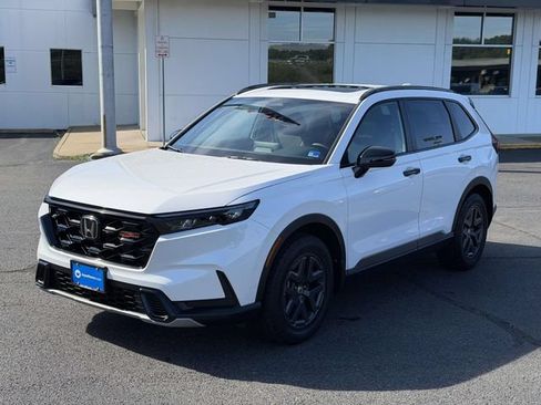 Certified 2026 Honda CR-V TrailSport image 4