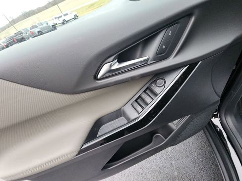 New 2026 Chevrolet Equinox LT w/ Convenience Package II image 13