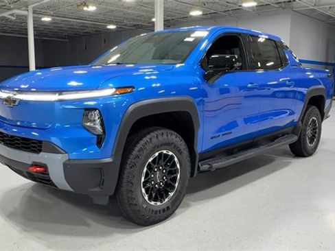 New 2026 Chevrolet Silverado EV Trail Boss image 18