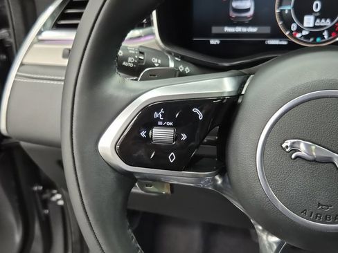 Used 2024 Jaguar F-PACE R-Dynamic S image 26