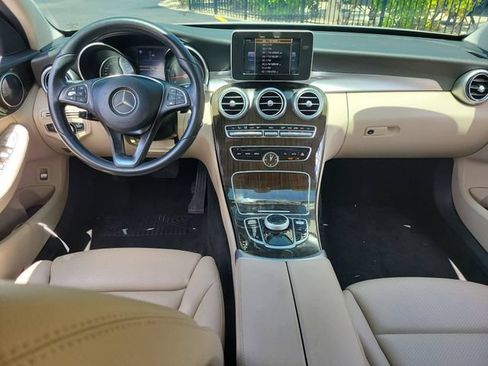 Used 2017 Mercedes-Benz C 300 Sedan image 16