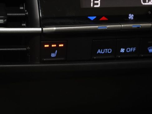 Used 2021 Toyota Sienna XSE image 8