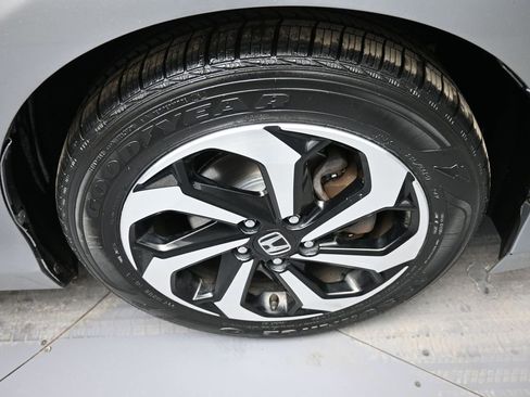 Used 2017 Honda Accord EX-L image 13