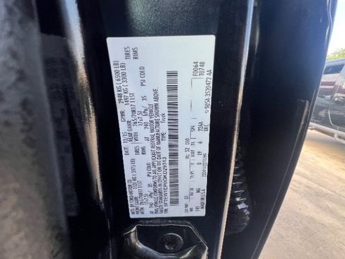 Used 2016 Ford F150 XLT AWD/4WD image 9