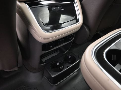 Used 2024 Lincoln Navigator L Reserve AWD/4WD image 27
