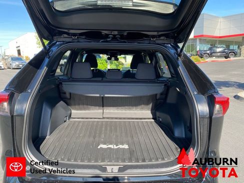 Certified 2025 Toyota RAV4 SE AWD/4WD image 12