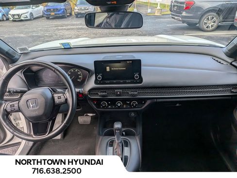 Used 2023 Honda HR-V Sport image 7
