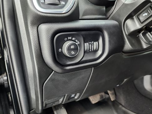 Used 2024 RAM 2500 Laramie w/ Sport Appearance Package AWD/4WD image 43