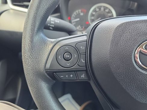 Used 2022 Toyota Corolla LE FWD image 20