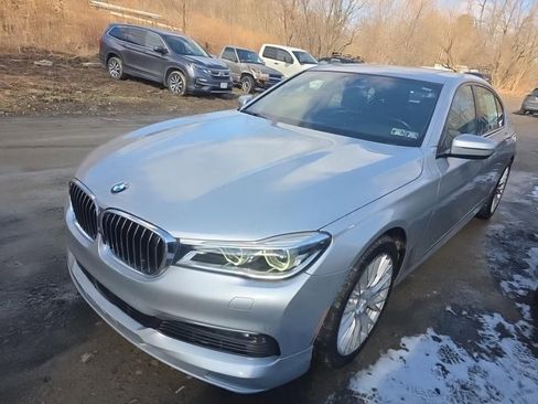 Used 2018 BMW ALPINA B7 xDrive image 6