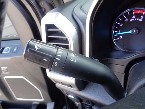 Used 2020 Ford F250 Lariat w/ Chrome Package image 42