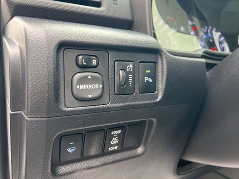 Certified 2017 Toyota 4Runner Limited image 20