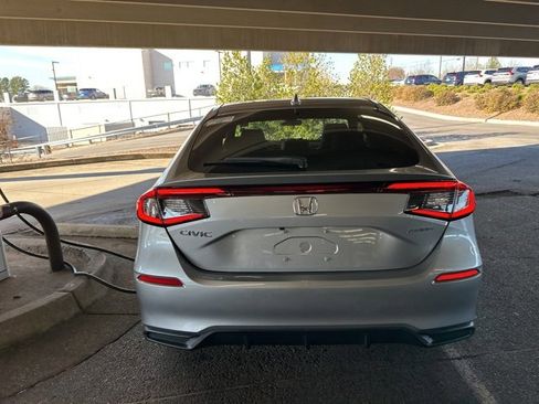 Used 2023 Honda Civic Sport image 5