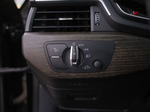 Used 2019 Audi A4 2.0T Premium w/ Convenience Package image 13