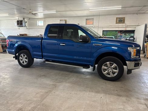 Used 2018 Ford F150 XLT w/ Equipment Group 301A Mid AWD/4WD image 5