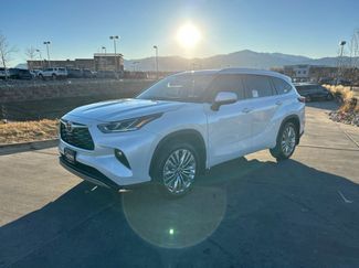 New 2026 Toyota Highlander Platinum AWD/4WD video 3