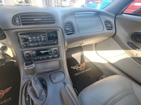 Used 2003 Chevrolet Corvette Convertible w/ Preferred Equipment Group1 image 18