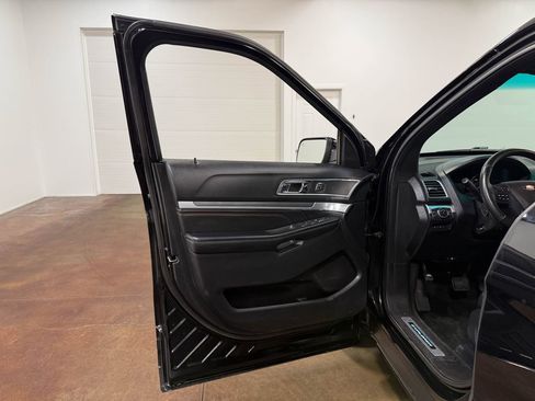 Used 2017 Ford Explorer Sport w/ Equipment Group 401A AWD/4WD image 56