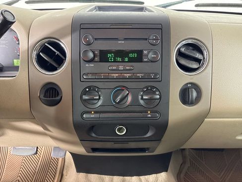 Used 2007 Ford F150 XLT RWD image 25
