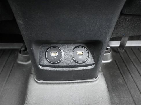 Used 2020 Kia Cadenza Technology image 13