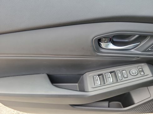 Used 2023 Honda Accord EX-L image 18