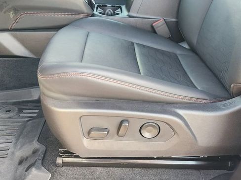 Used 2025 Chevrolet Colorado Z71 w/ Z71 Convenience Package 2 image 23