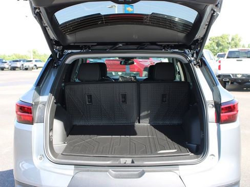 New 2026 Chevrolet Blazer LT w/ Convenience Package FWD image 14