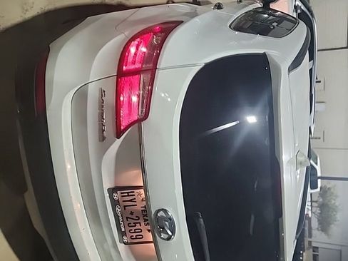 Used 2016 Hyundai Santa Fe SE image 7