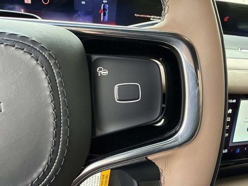 New 2025 Lincoln Navigator L Black Label image 32