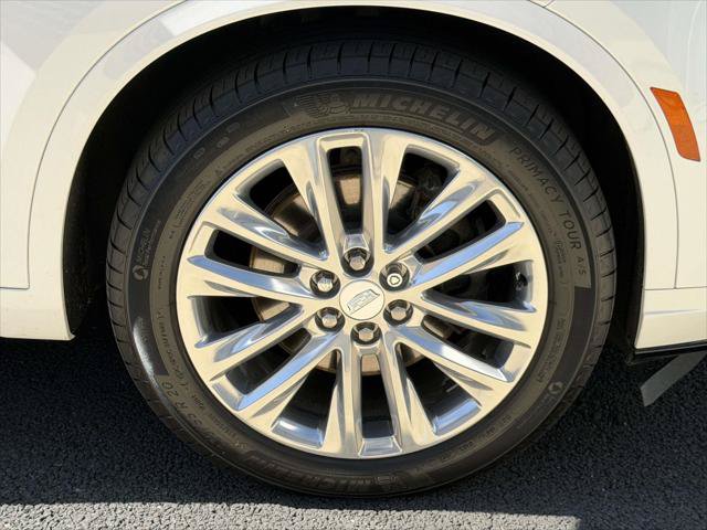 Used 2024 Cadillac XT6 Premium Luxury AWD/4WD image 8