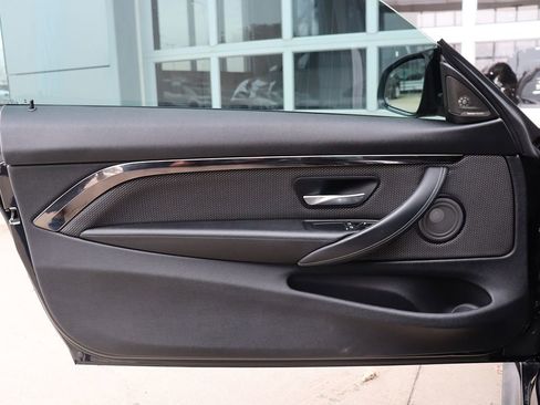 Used 2018 BMW M4 Coupe image 39