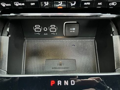 Used 2024 Jeep Grand Cherokee Altitude AWD/4WD image 35