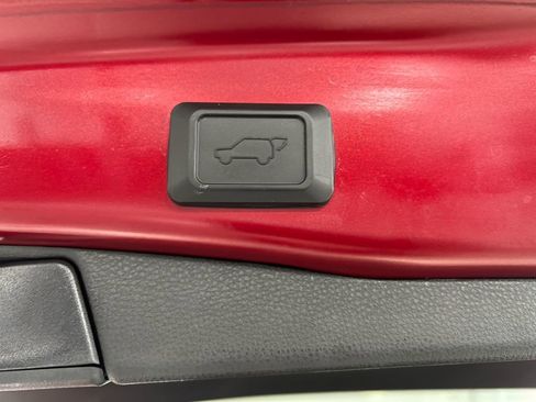 Certified 2024 Toyota RAV4 XLE w/ Convenience Package FWD image 43