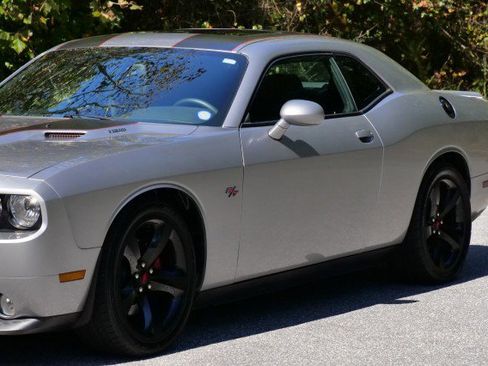Used 2014 Dodge Challenger R/T w/ Blacktop Package image 25