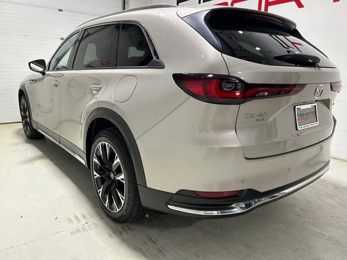 Used 2024 MAZDA CX-90 Plug-In Hybrid w/ Premium Plus AWD/4WD image 5