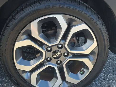 Used 2020 Kia Soul X-Line image 10