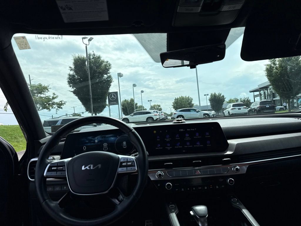Certified 2024 Kia Telluride SX Prestige AWD/4WD image 32