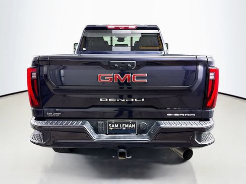Used 2024 GMC Sierra 2500 Denali w/ Denali Reserve Package AWD/4WD image 7